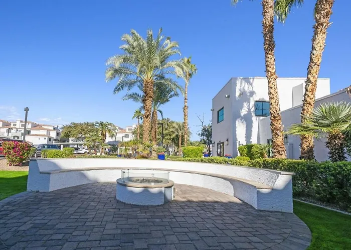 Stylish 1br With Free Parking And Pool Appartement Tempe
