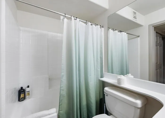 Stylish 1br With Free Parking And Pool Appartement *